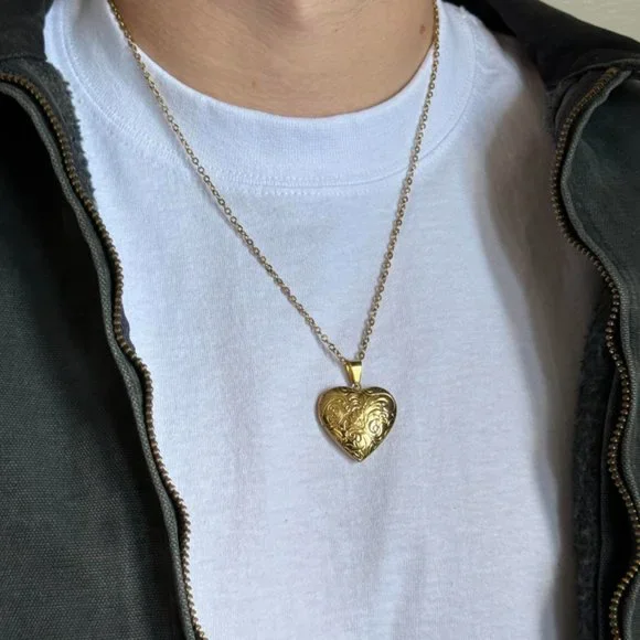 Y2K 2000s vintage gold cute heart pendant locket chain necklace - Picture 4 of 8